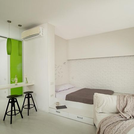 White Attic Apartment Odessa Exterior foto